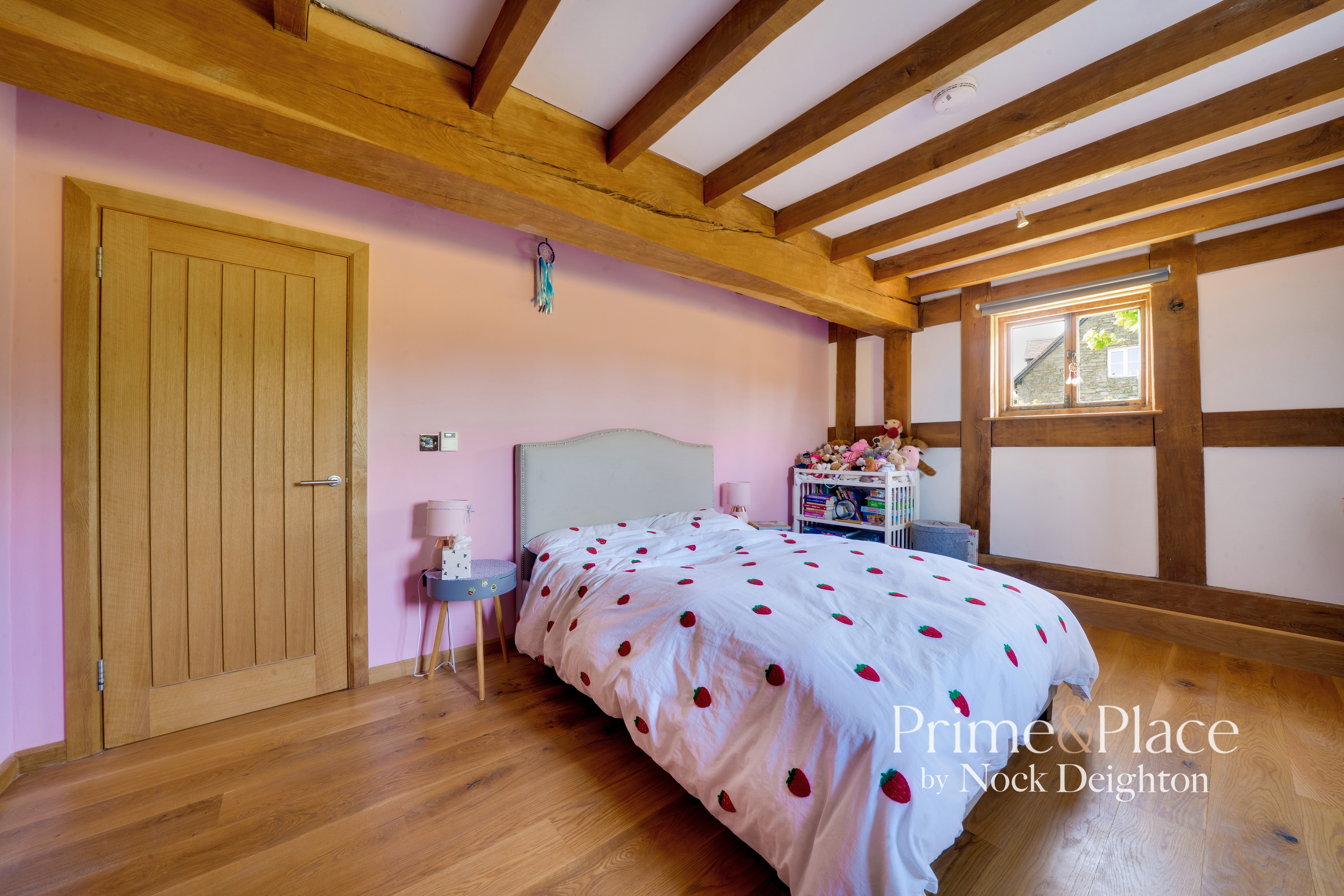 Cruck Barn Cardington Church Stretton SY6 7HU, photo 13