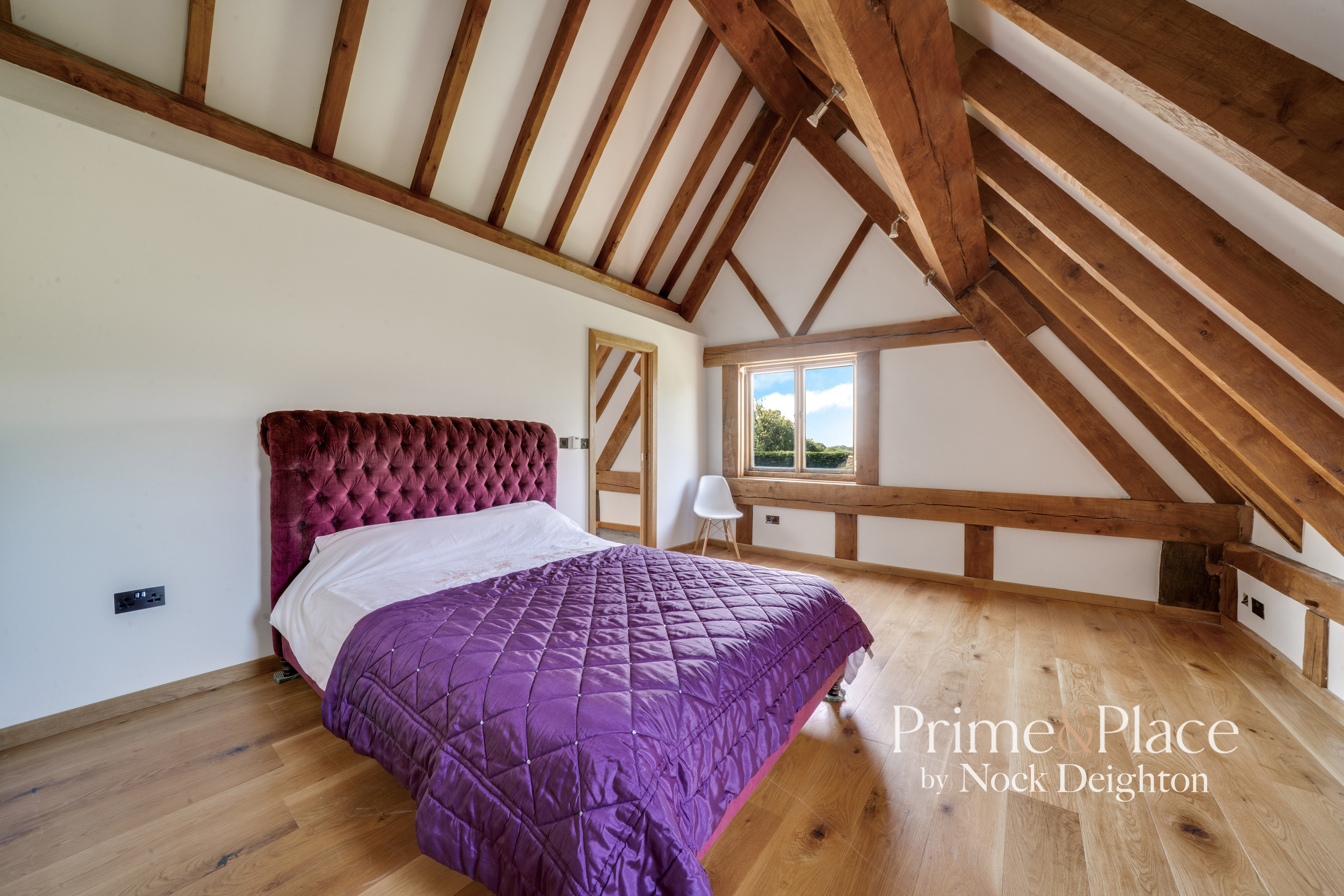 Cruck Barn Cardington Church Stretton SY6 7HU, photo 15
