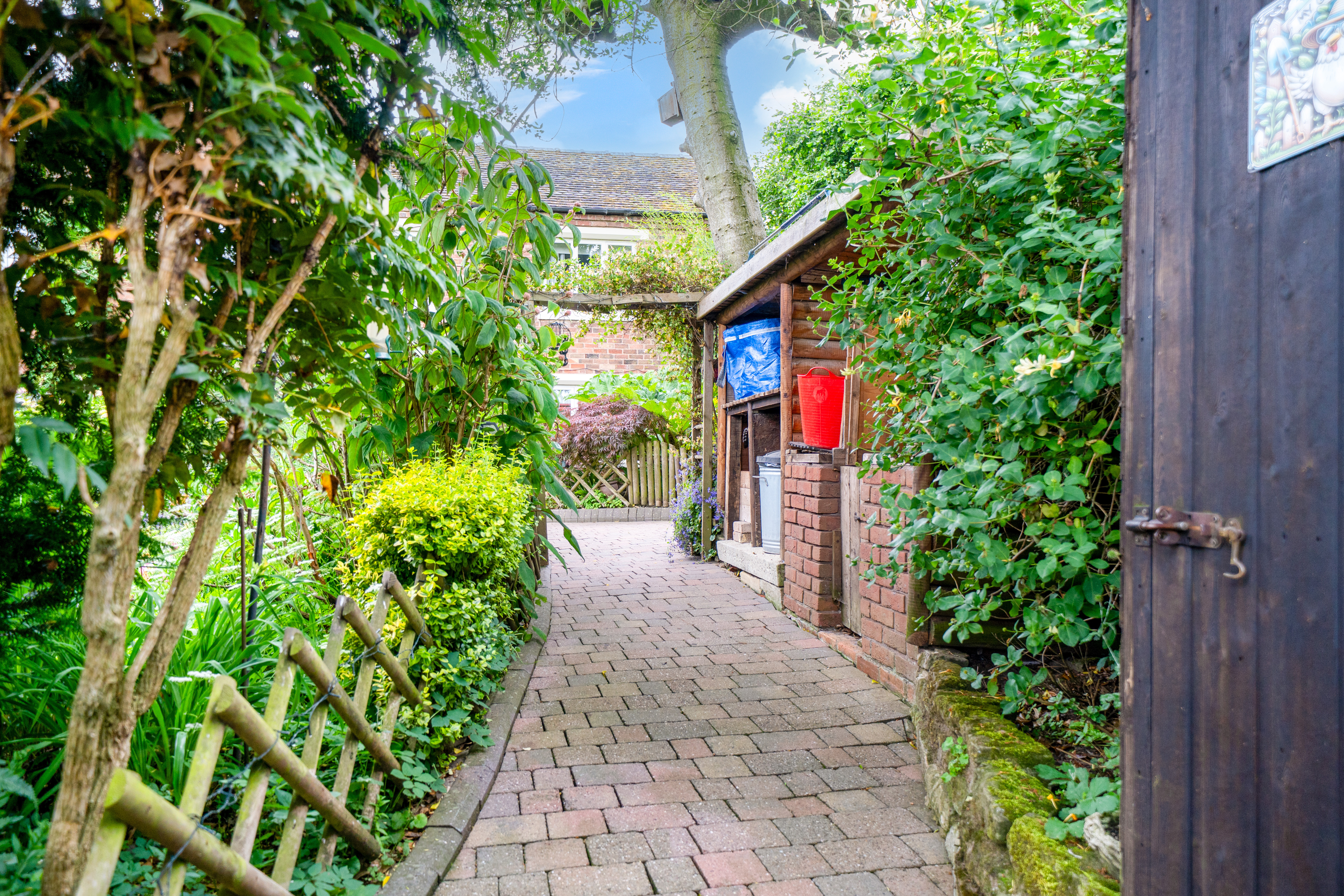 Oldbury, Bridgnorth, WV16, photo 18