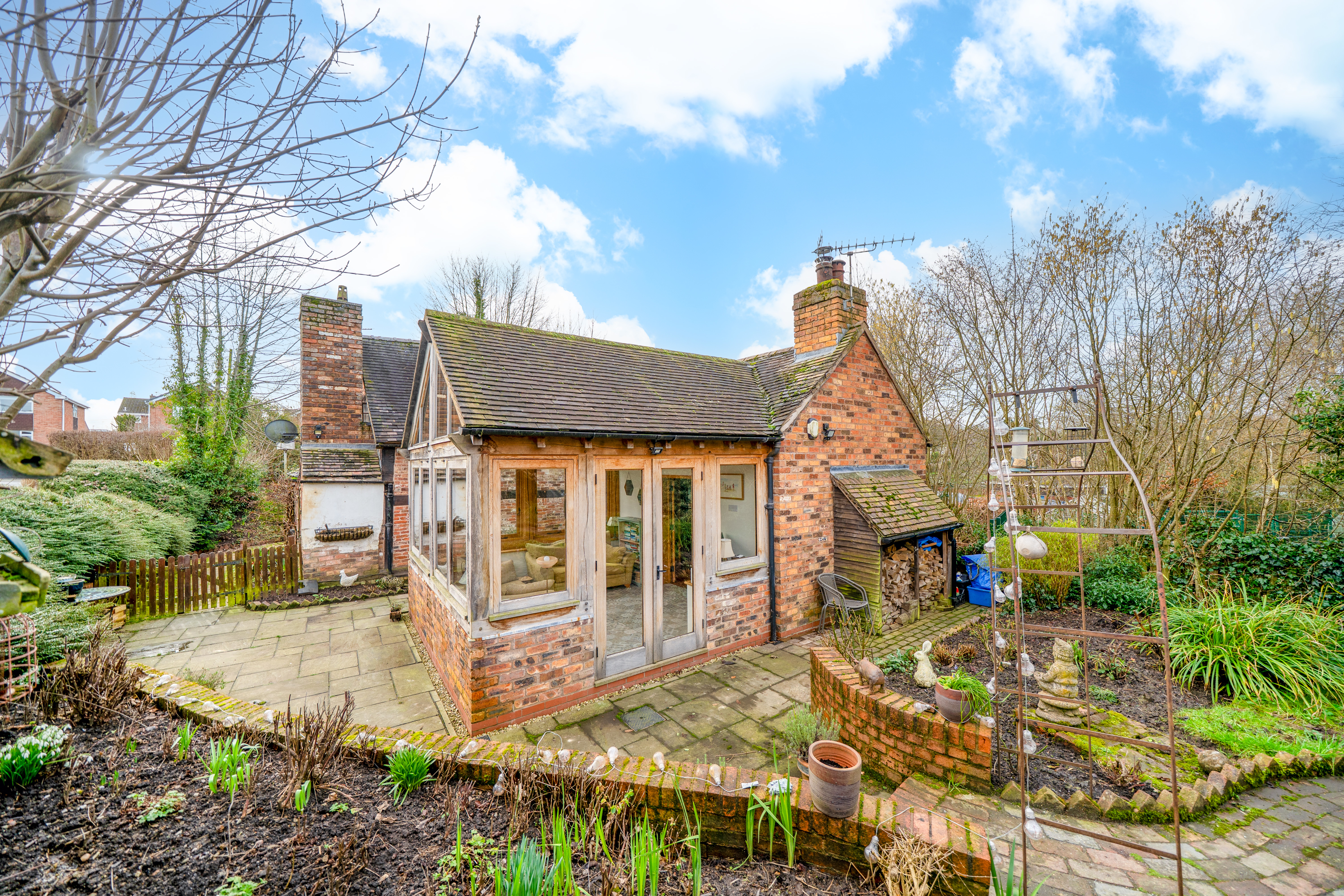 Salters Cottage 33 Coalport Road Broseley TF12 5AN, photo 2