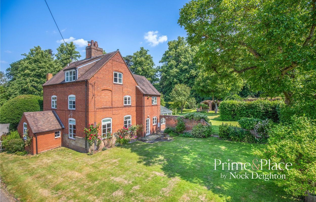 The Butlers House Patshull Park Burnhill Green Wolverhampton WV6 7HY, photo 18