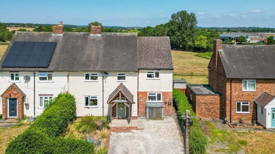 Honey Bee Cottage, 10 Vicarage Lane, Sutton Maddock, Shifnal, TF11 9NE