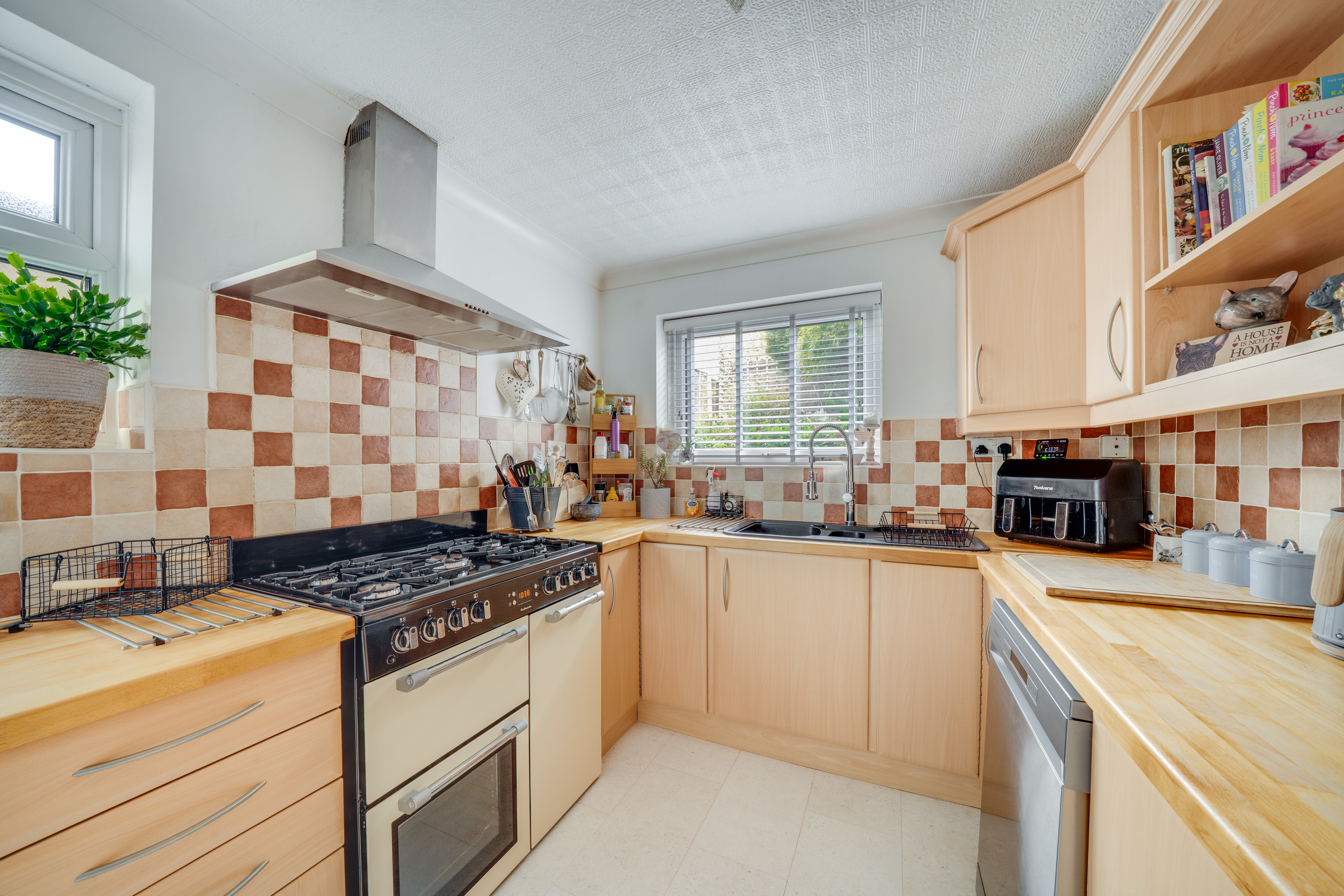 Pitt Street, Kidderminster, DY10, photo 10