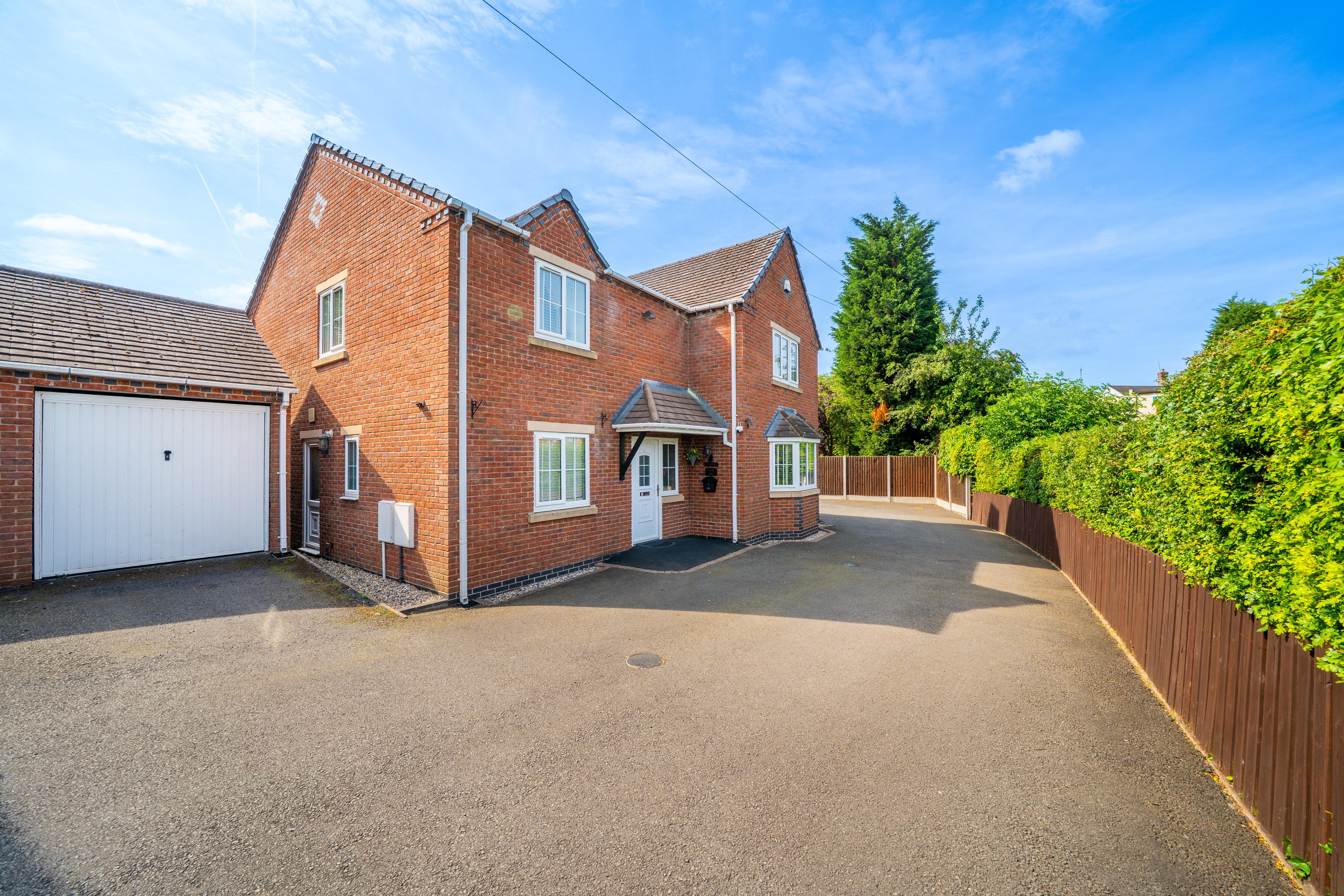 Oakengates Road, Donnington, TF2, photo 50