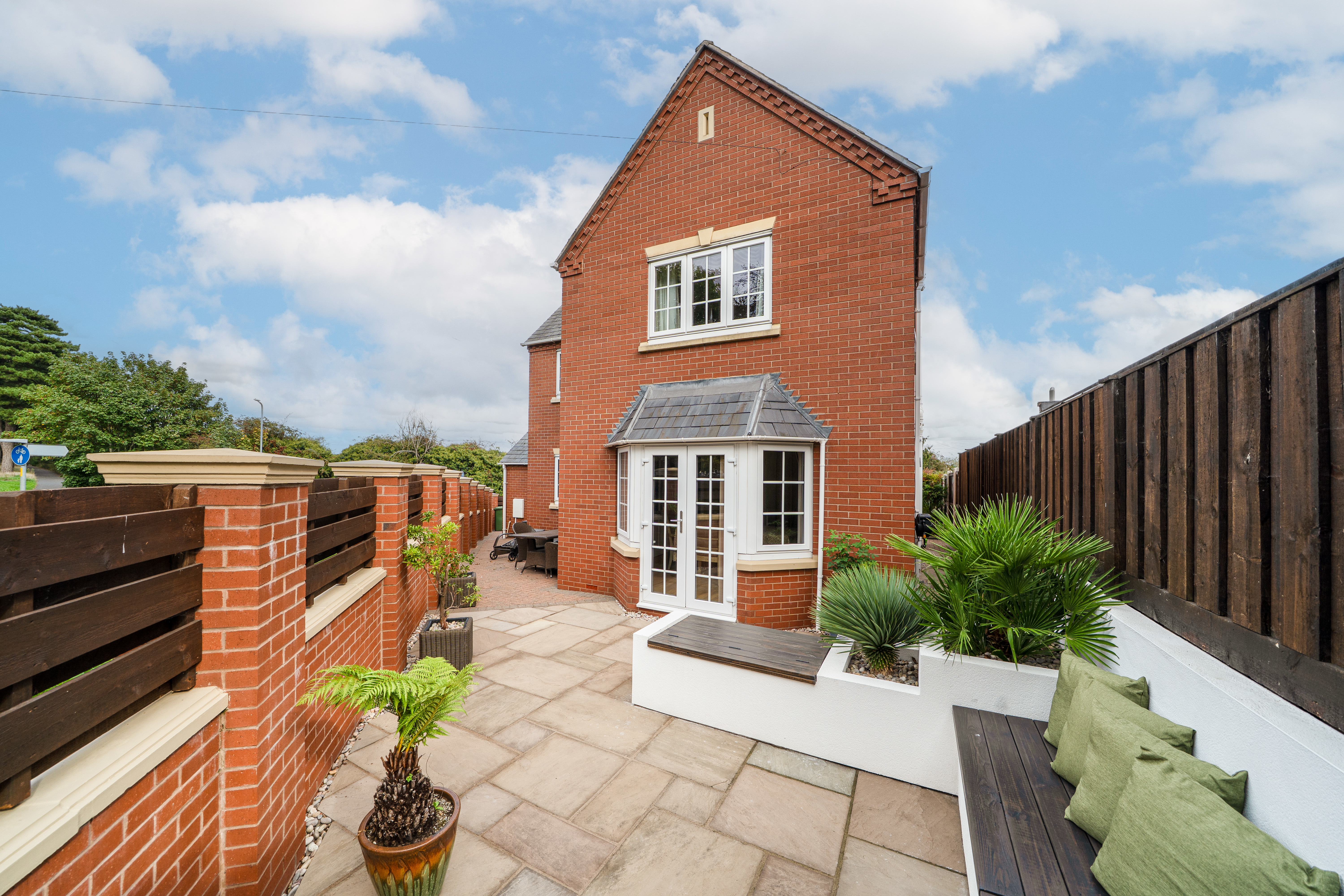 St. Johns Road, Stourport-On-Severn, DY13, photo 23