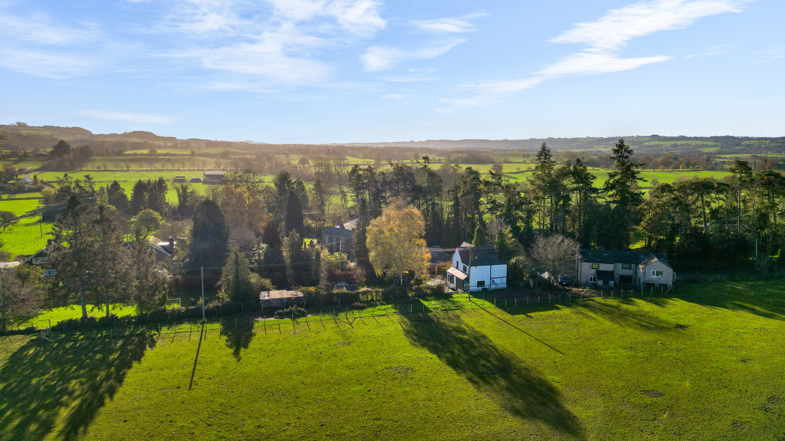 St. Dunstans Lane, Rochford, WR15, photo 19