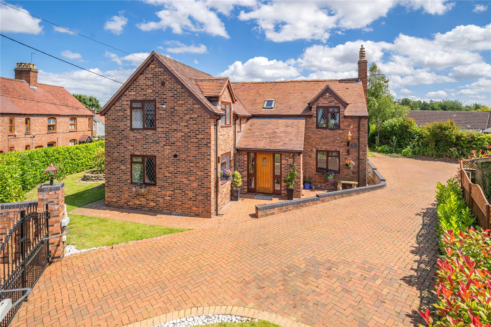Hillside Road, Ketley Bank, TF2, photo 22