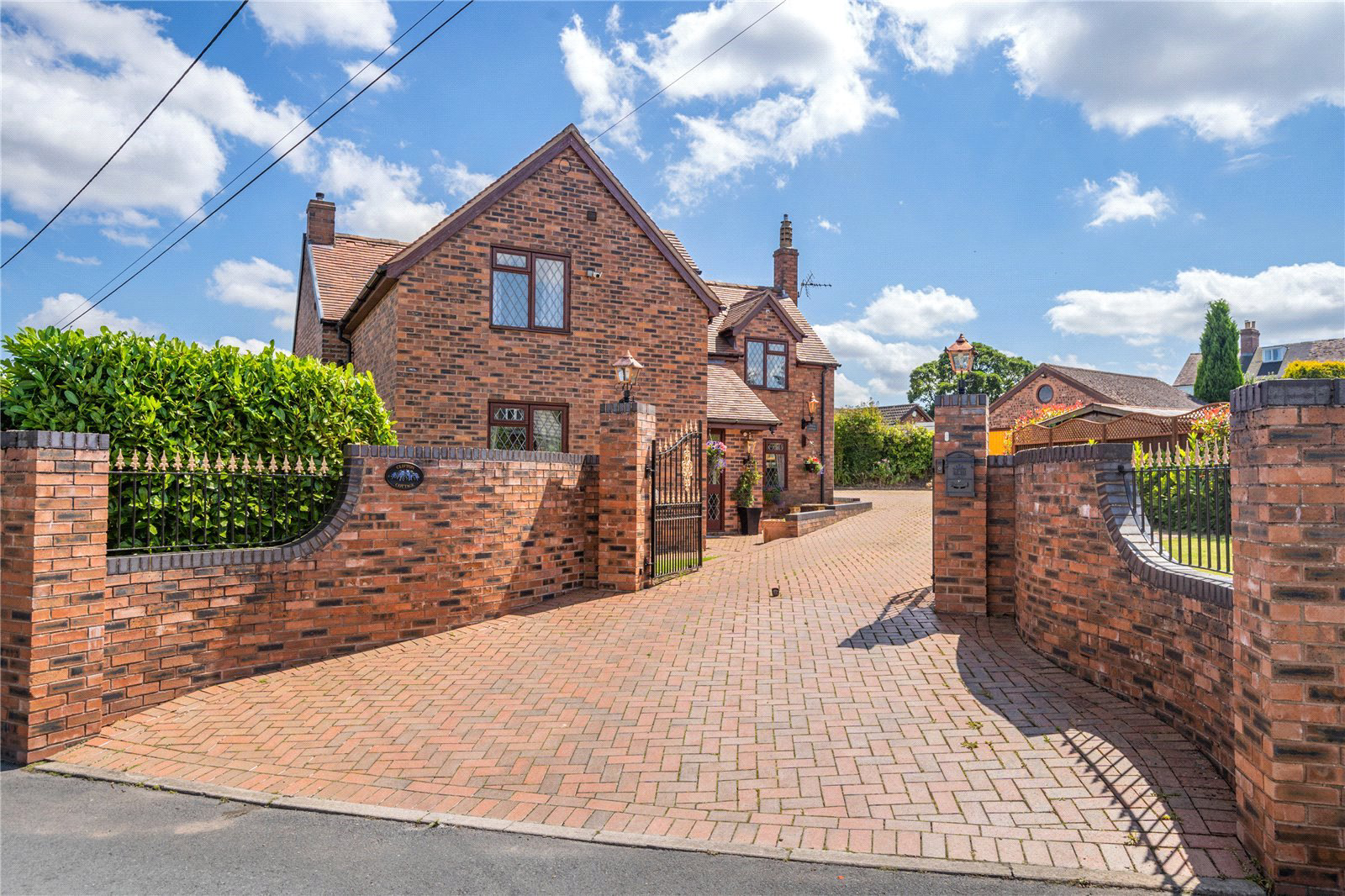 Hillside Road, Ketley Bank, TF2, photo 14