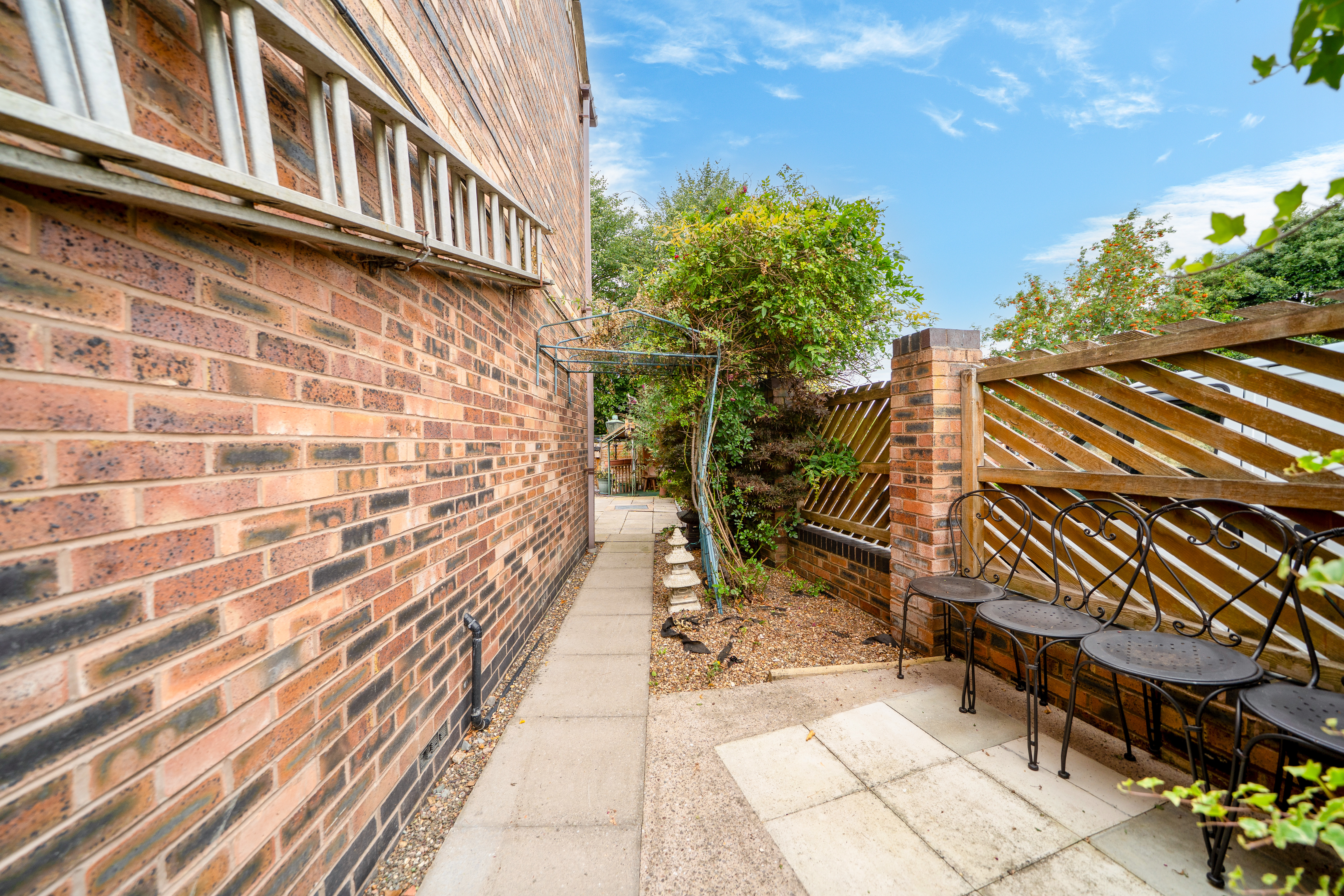 Hawkshaw Close, Oakengates, TF2, photo 23