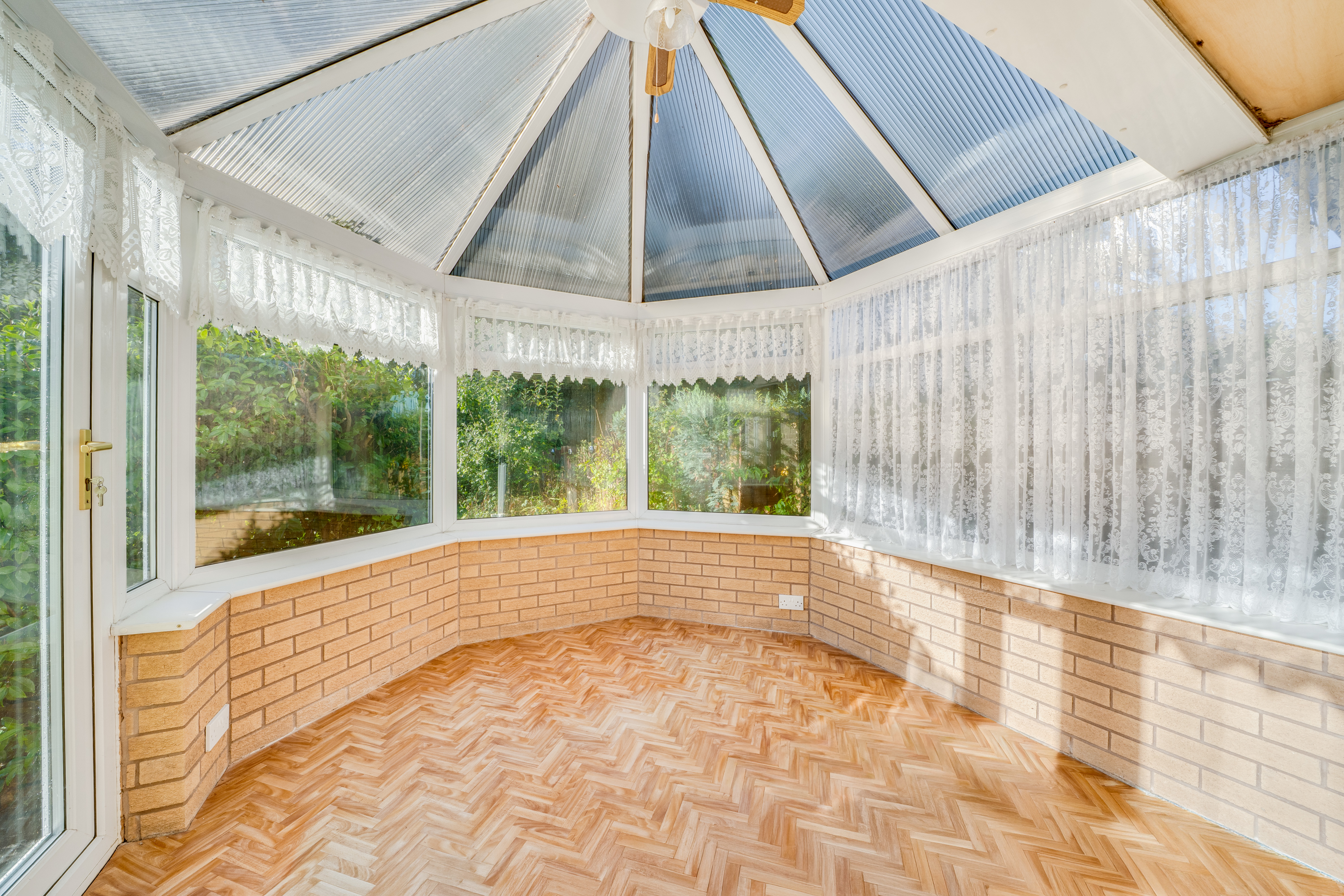 Yates Way, Ketley Bank, TF2, photo 4