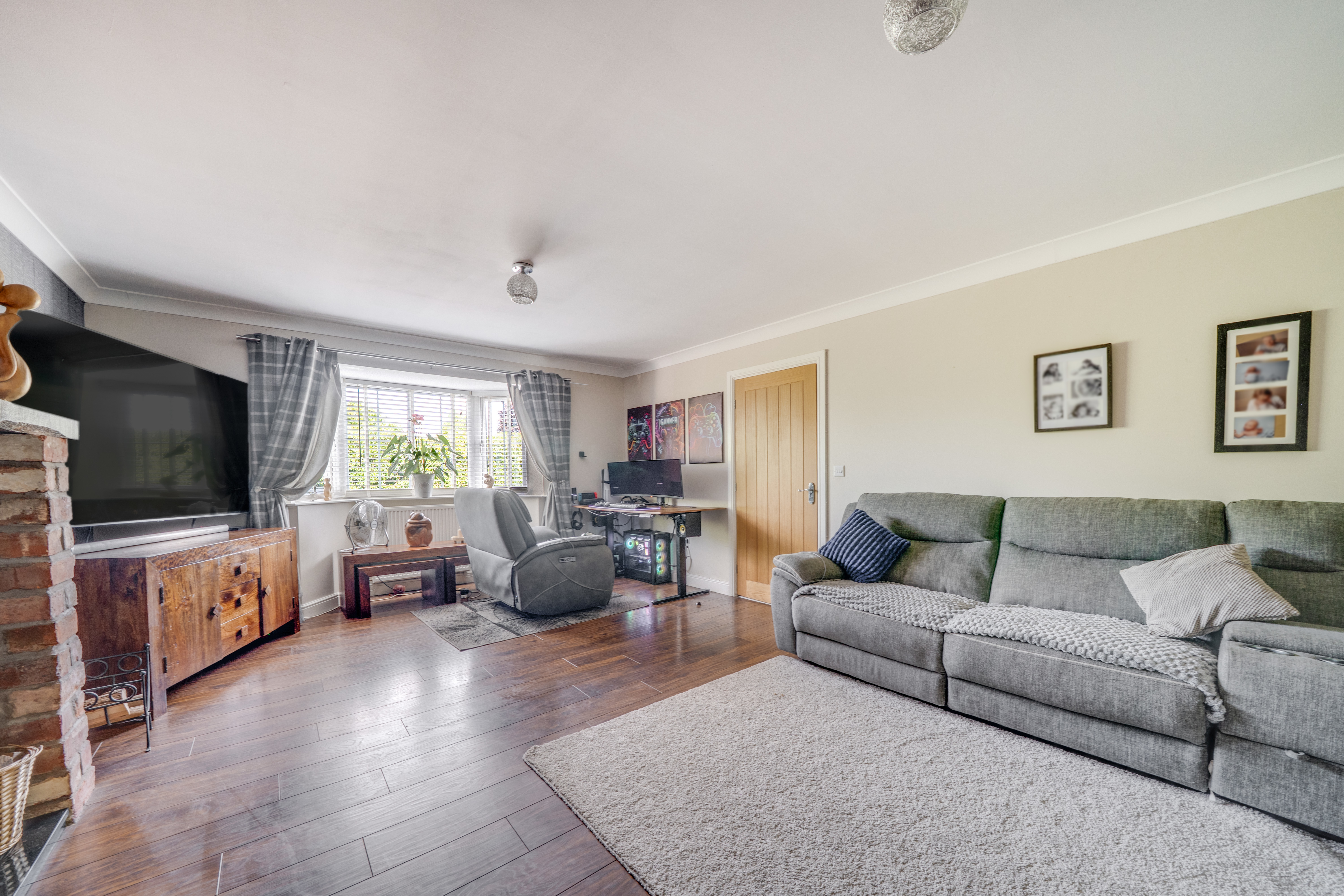 Oakengates Road, Donnington, TF2, photo 2