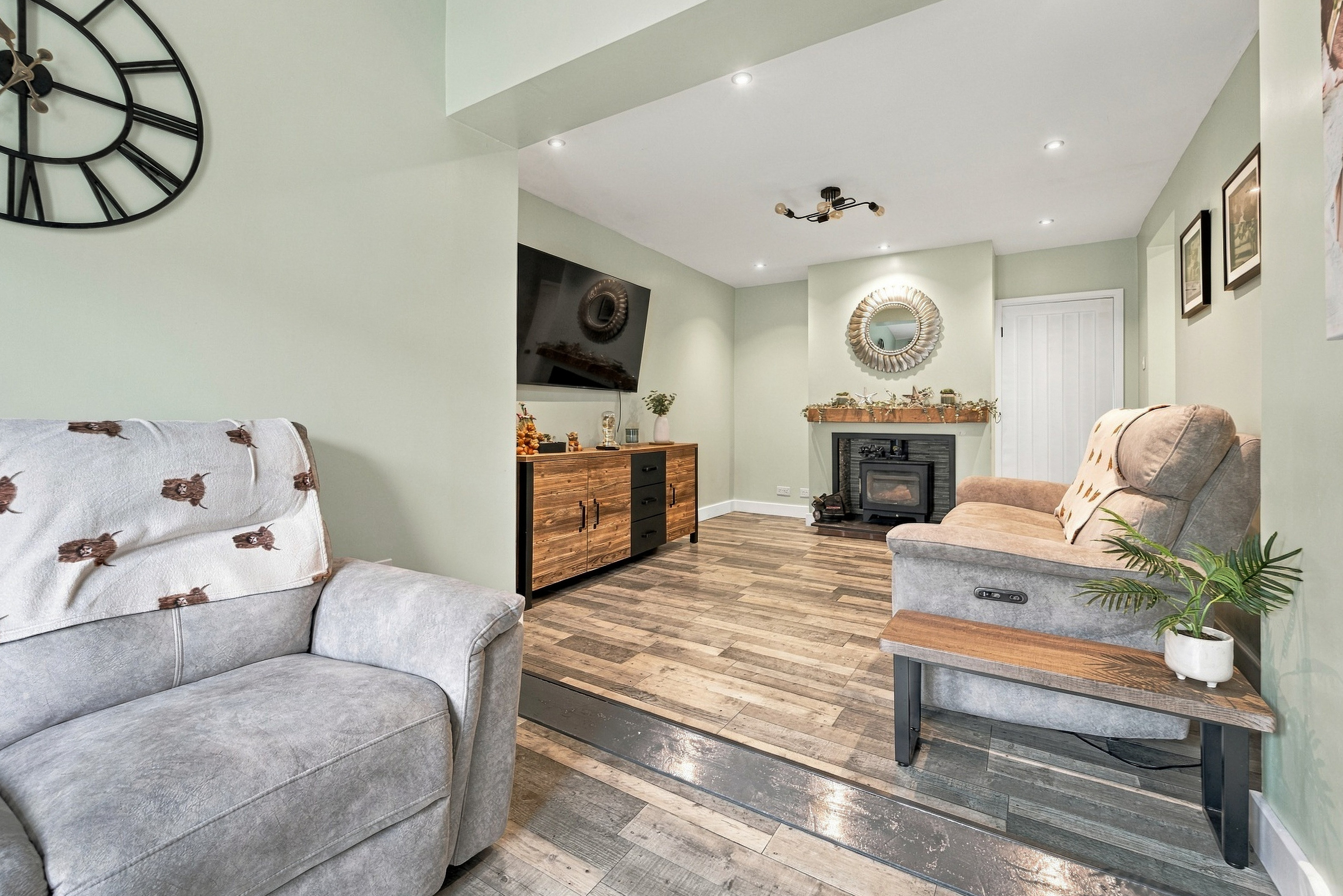 Leadon Close, Little Dawley, TF4, photo 2