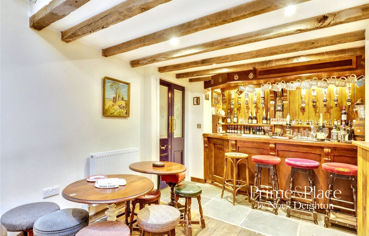 The Ball 30-31, East Castle Street Bridgnorth WV16 4AN, photo 9