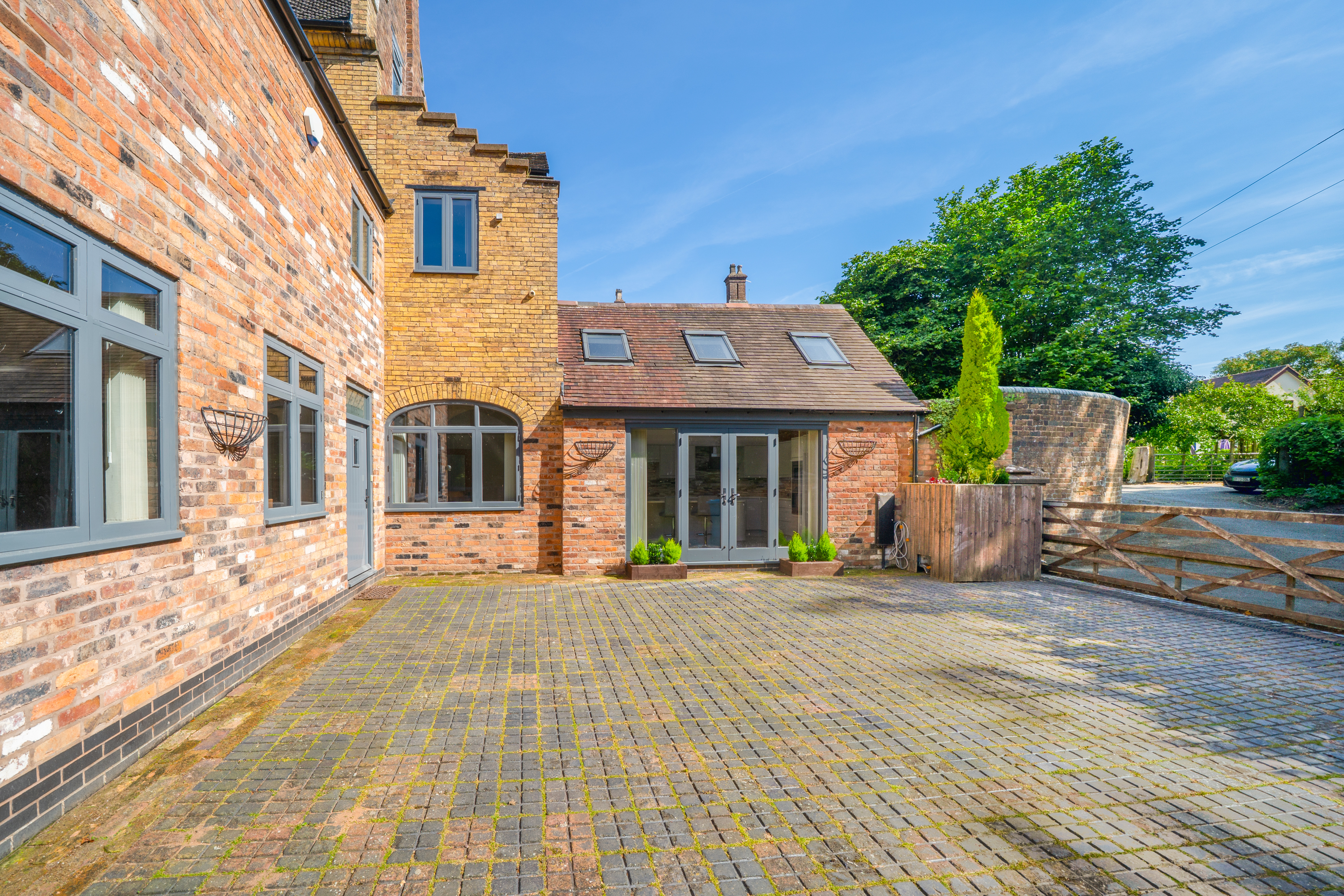 Bridgnorth Road, Stourton, DY7, photo 30