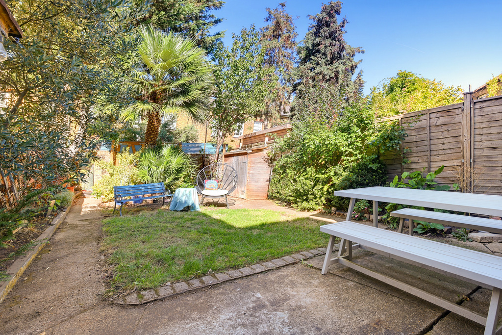 Eastbourne Road, Brentford, TW8, photo 5