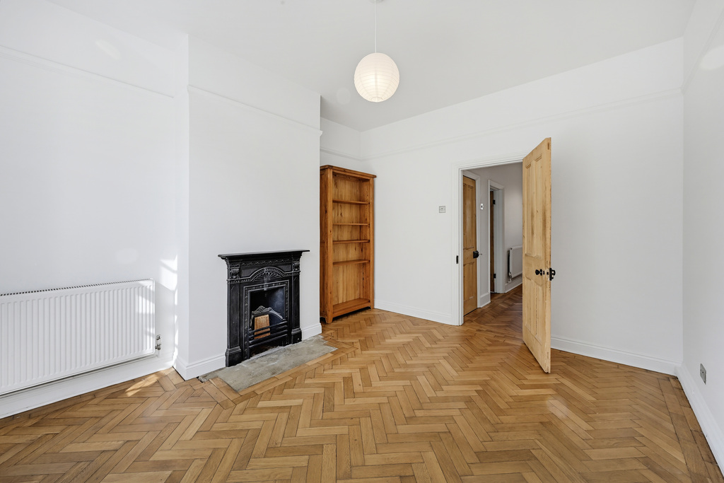 Holyoake Walk, Ealing, London, W5, photo 11