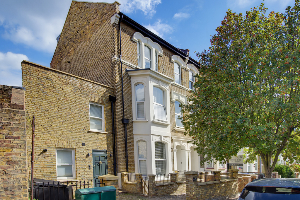 Alfred Road, Acton, London, W3, photo 3