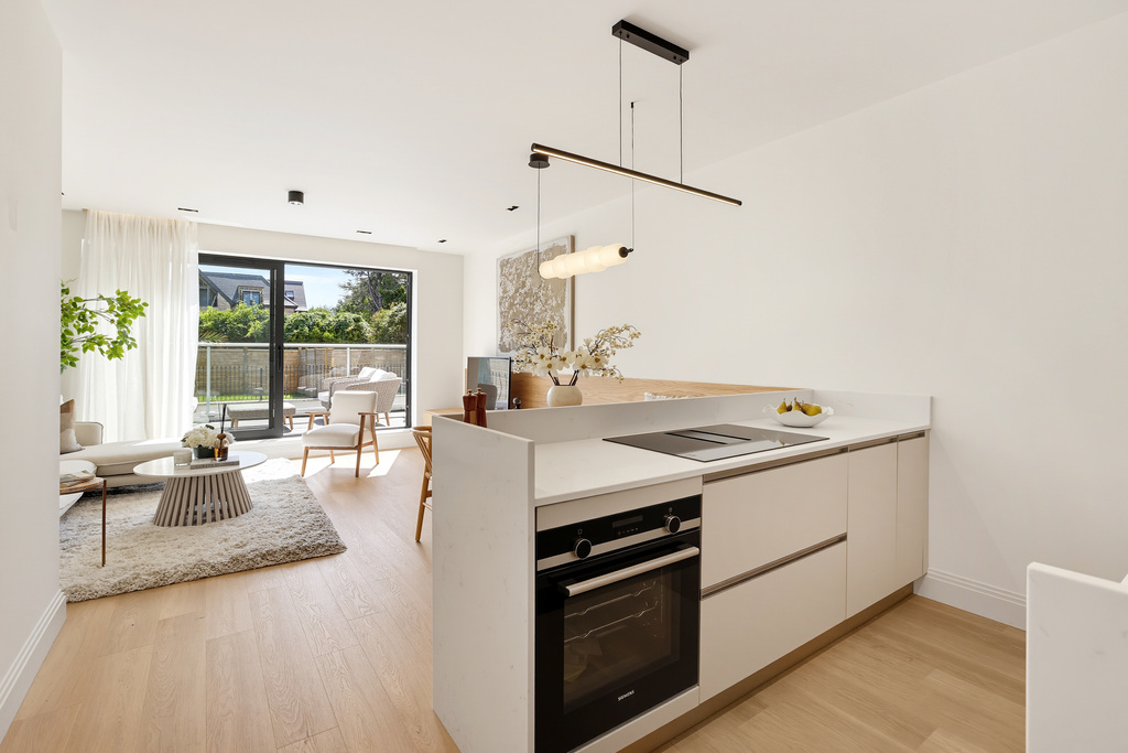Creswick Road, Acton, London, W3