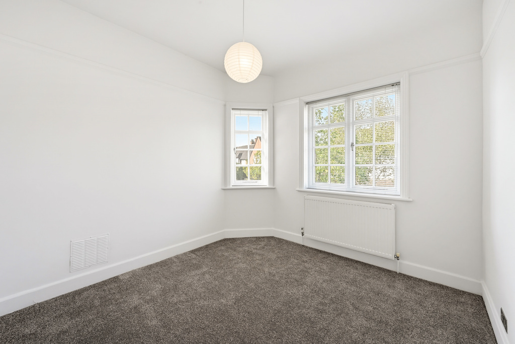 Holyoake Walk, Ealing, London, W5, photo 17