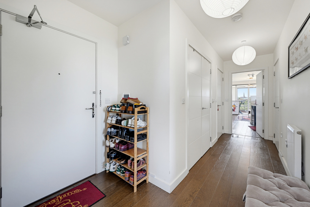 Relph Court, Kenneth Way, Ealing, London, W5, photo 14