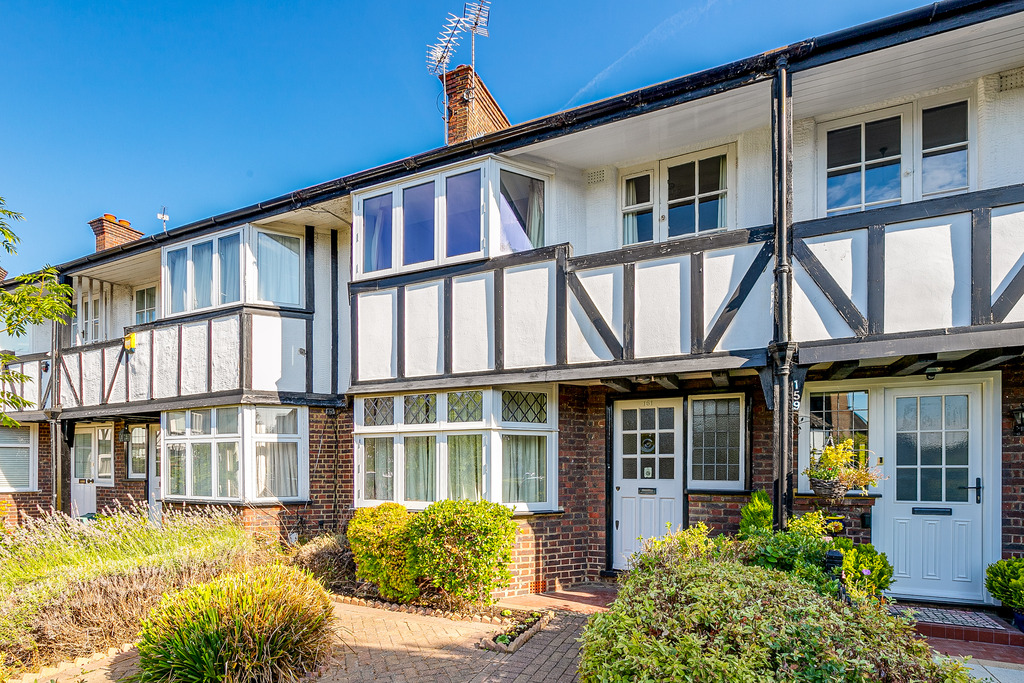 Princes Gardens, Acton, Ealing, London, W3