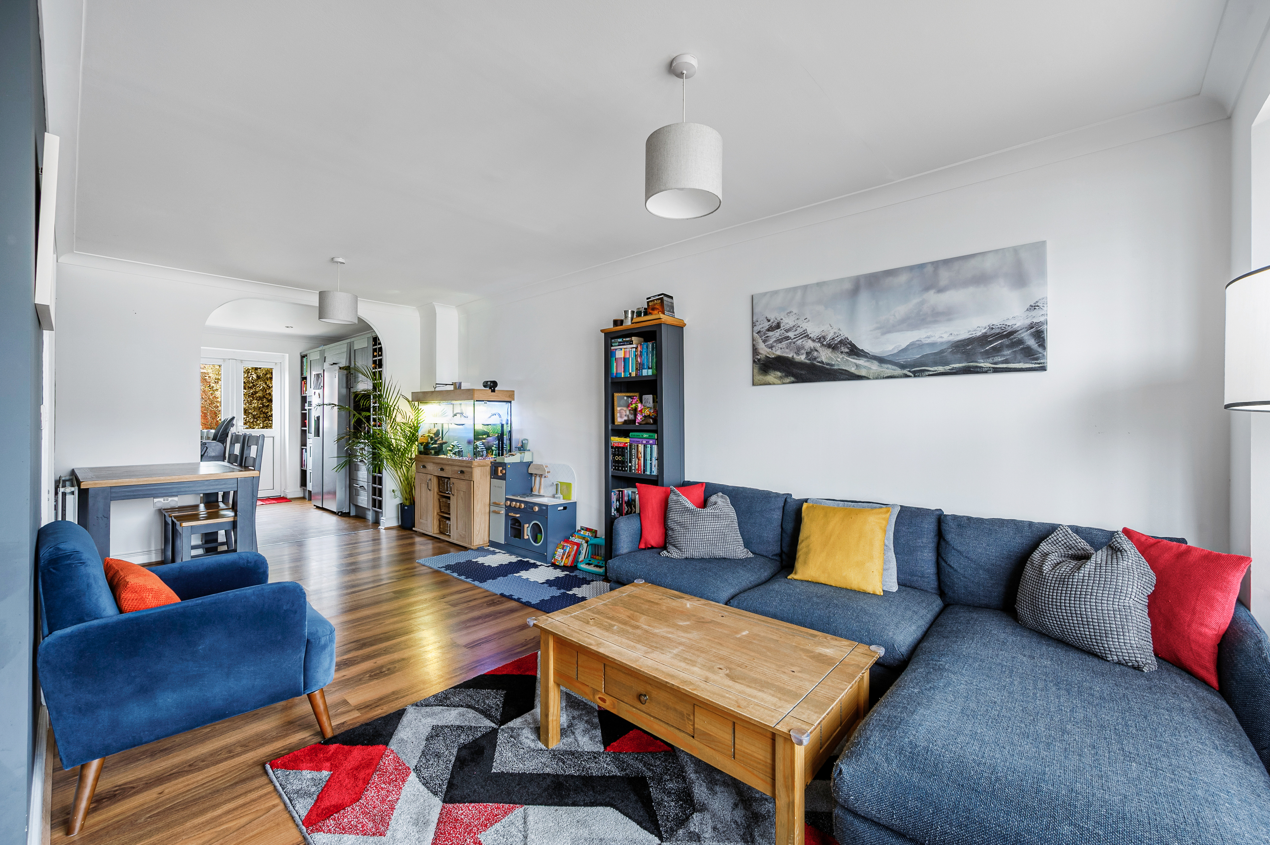 Old Twelve Close, Hanwell, London, W7