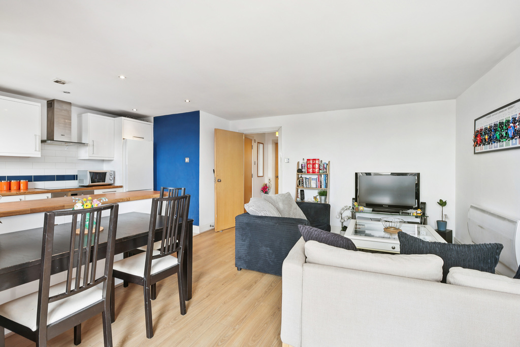 Holland Gardens, Brentford, London, TW8, photo 7