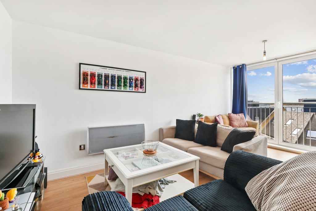 Holland Gardens, Brentford, London, TW8, photo 12