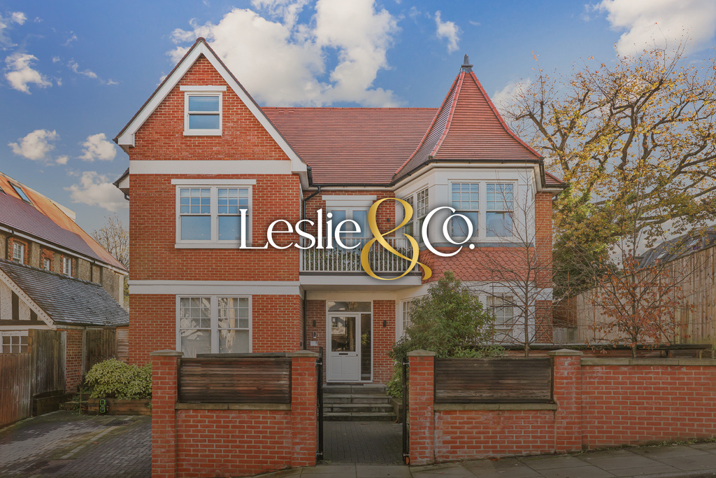 West Lodge Avenue, Ealing Common, London, W3
