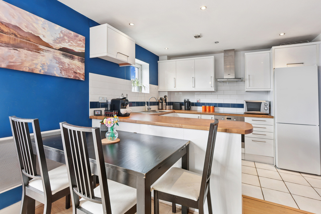 Holland Gardens, Brentford, London, TW8, photo 10