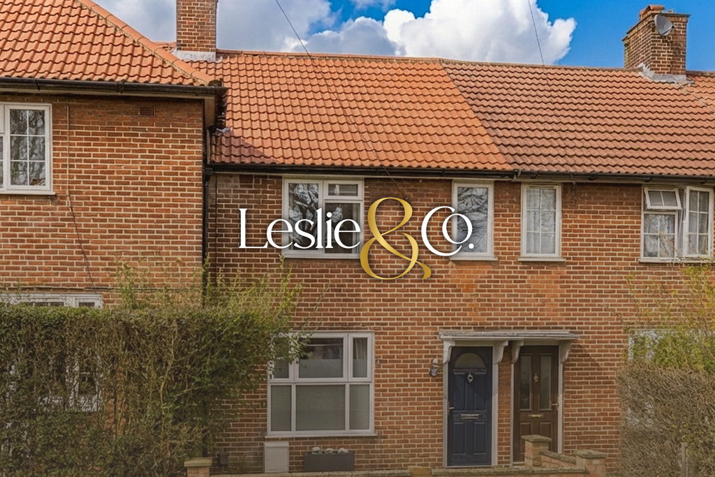 Hall Drive, Hanwell, London, W7