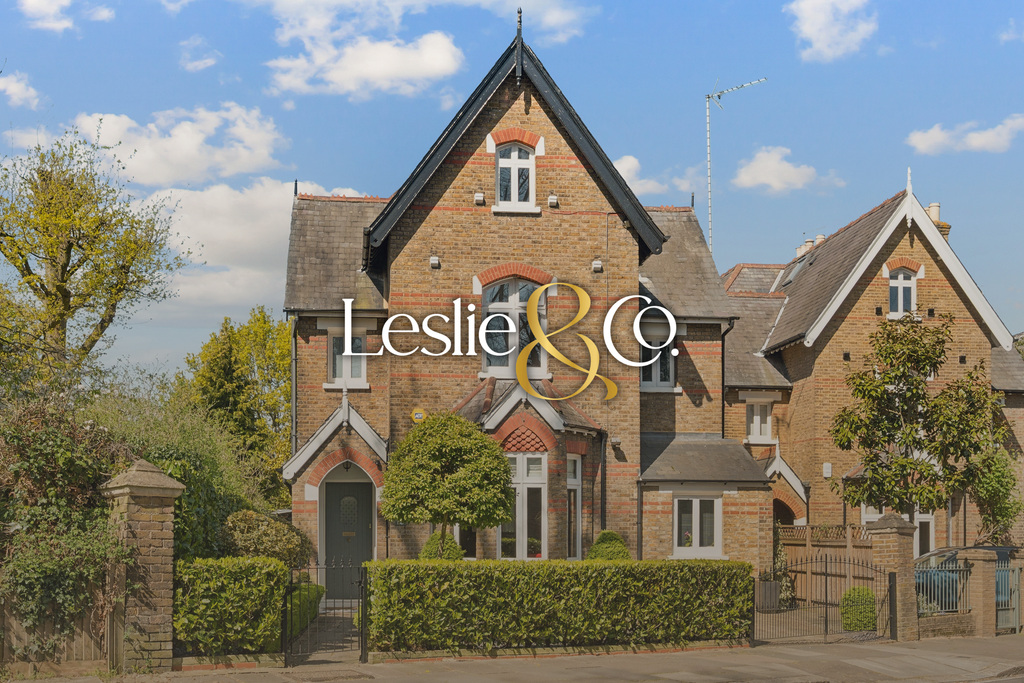 Victoria Road, Ealing, London, W5