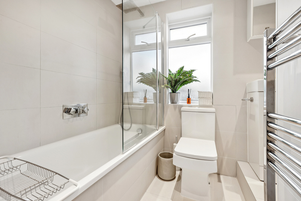 Hall Drive, Hanwell, London, W7, photo 13