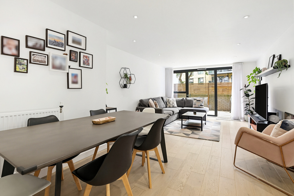 Redwell House, West Ealing London, W13