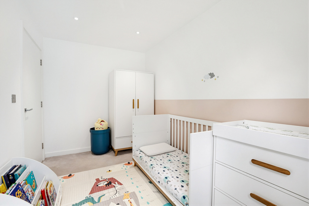 Redwell House, West Ealing London, W13, photo 16