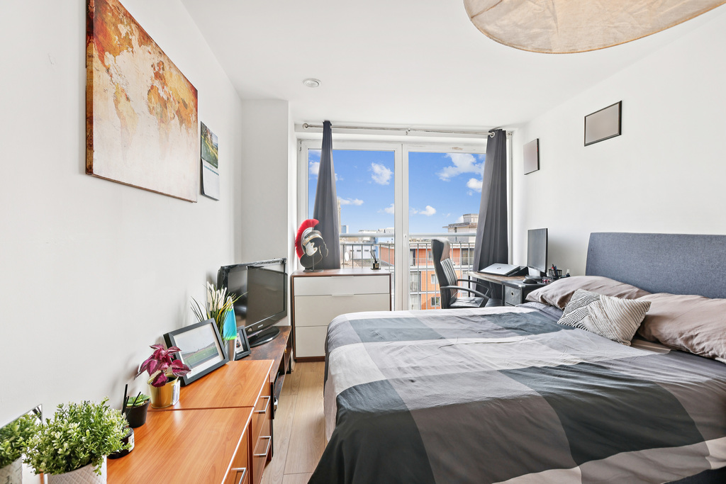 Holland Gardens, Brentford, London, TW8, photo 5