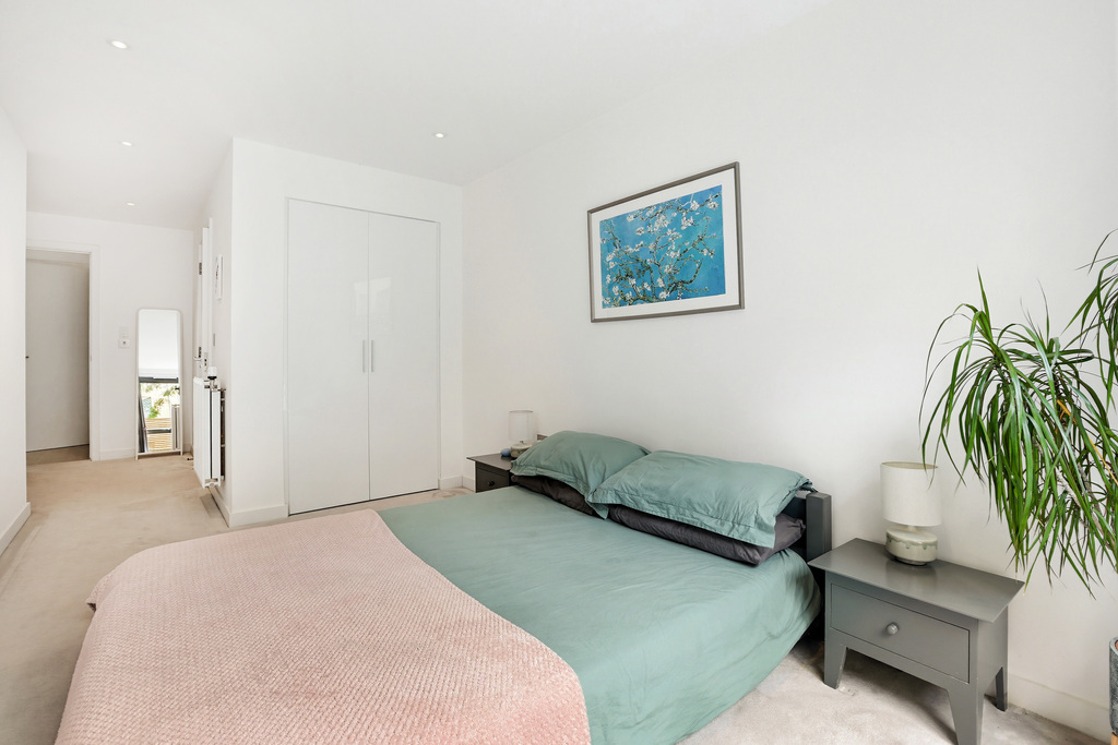 Redwell House, West Ealing London, W13, photo 12