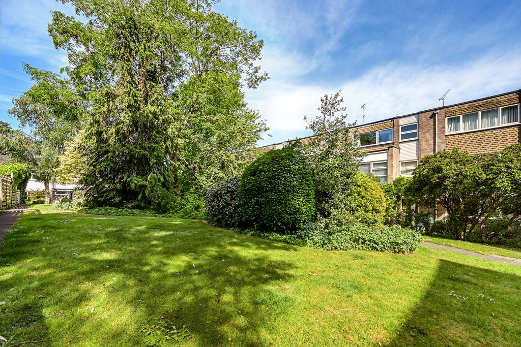 The Dene, Ealing, London, W13, photo 26