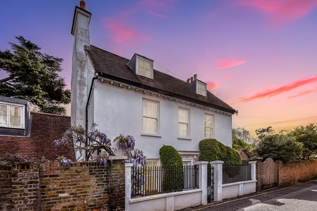 The Cedars, The Butts, Upper Butts, Brentford, TW8, photo 3