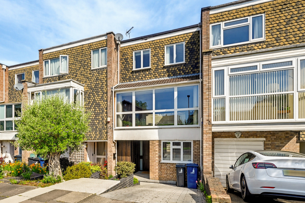 The Dene, Ealing, London, W13, photo 2