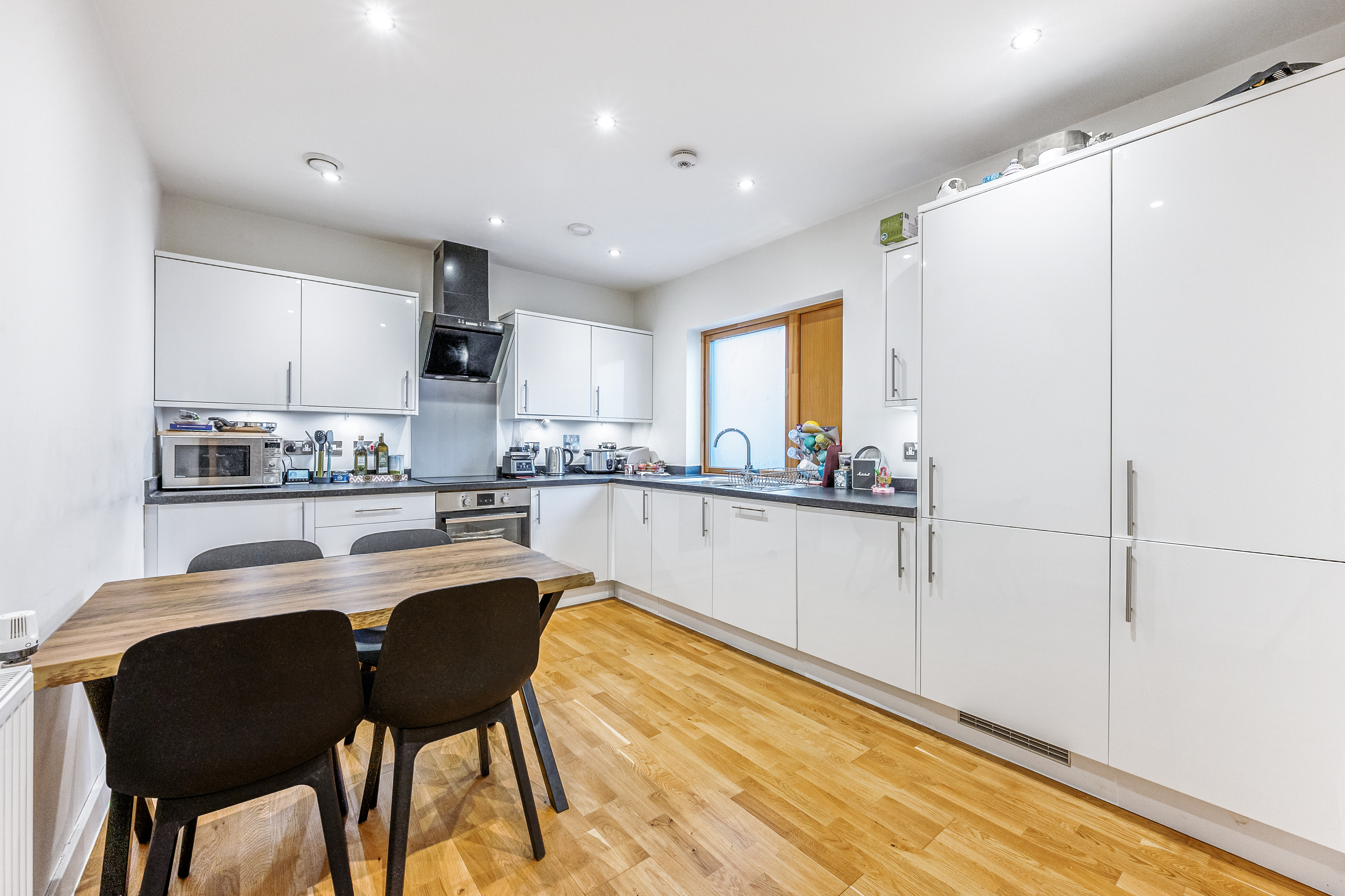Alton Court, Copley Close, Hanwell, London, W7