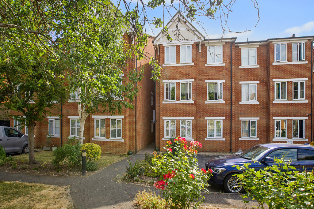 Over-55s Only, Blakesley Avenue, Ealing, London, W5