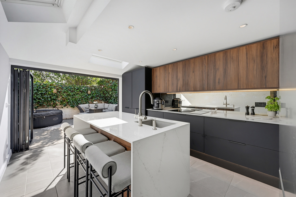 Hastings Road, Ealing, London, W13