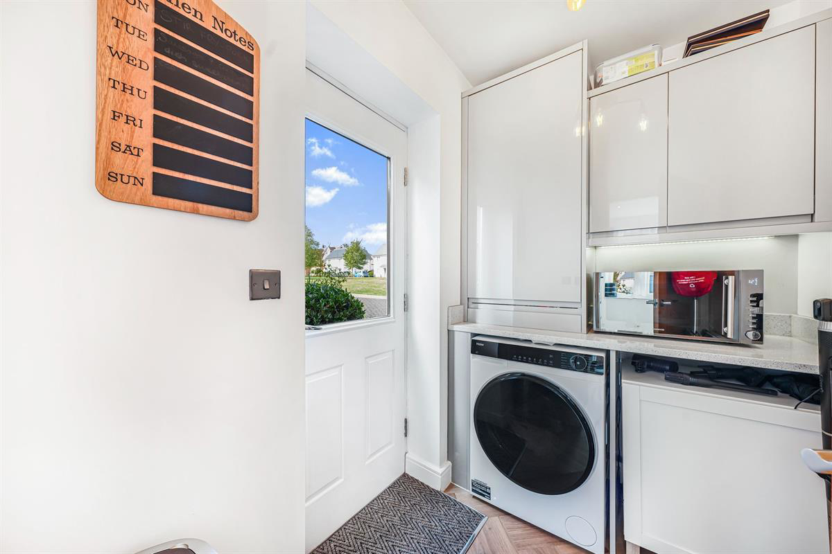 Bowlby Hill, Harlow, photo 18