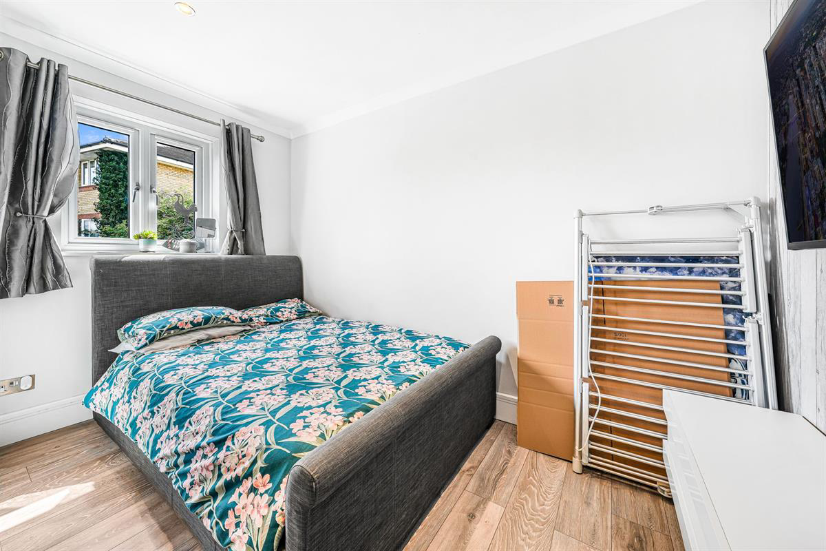 Bentley Drive, Harlow, photo 20