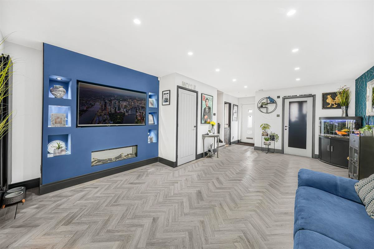 Bentley Drive, Harlow, photo 6