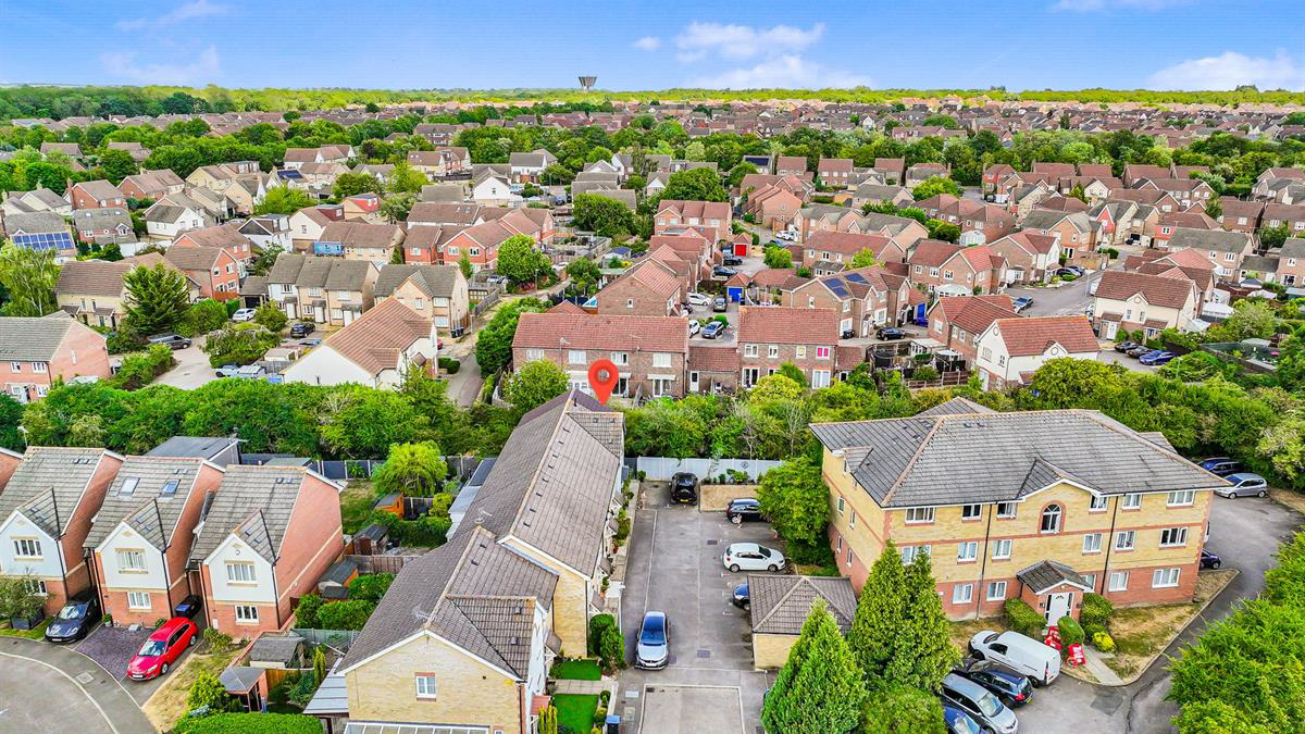 Bentley Drive, Harlow, photo 34