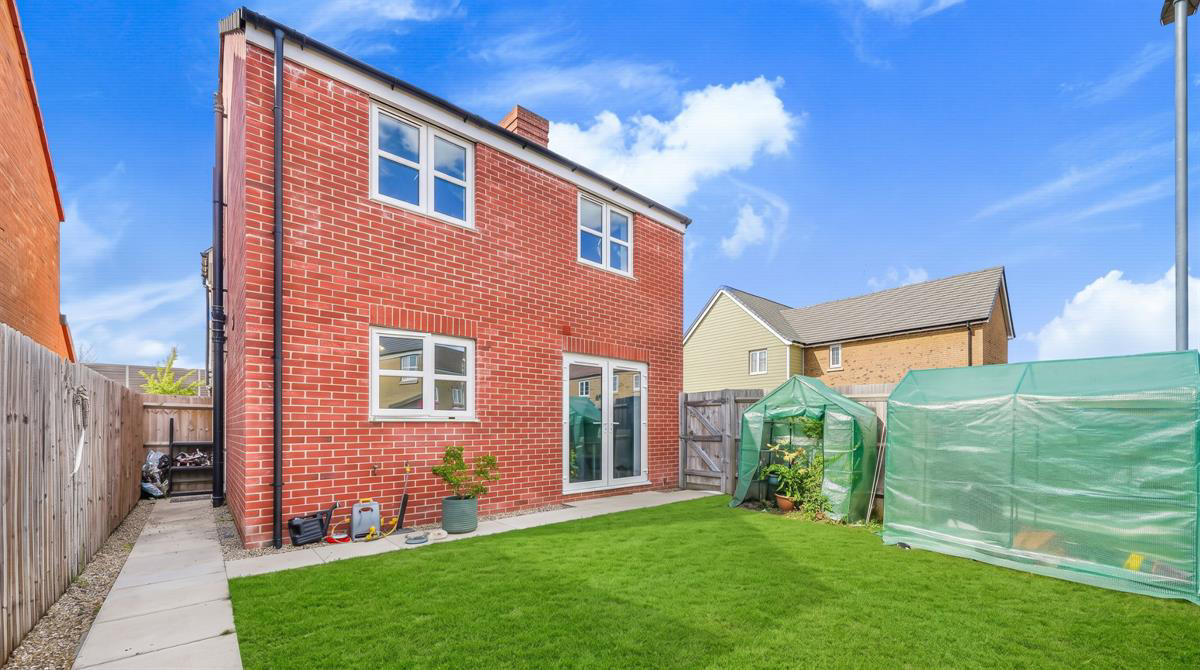 Ambrose Close, Bishop's Stortford, photo 22