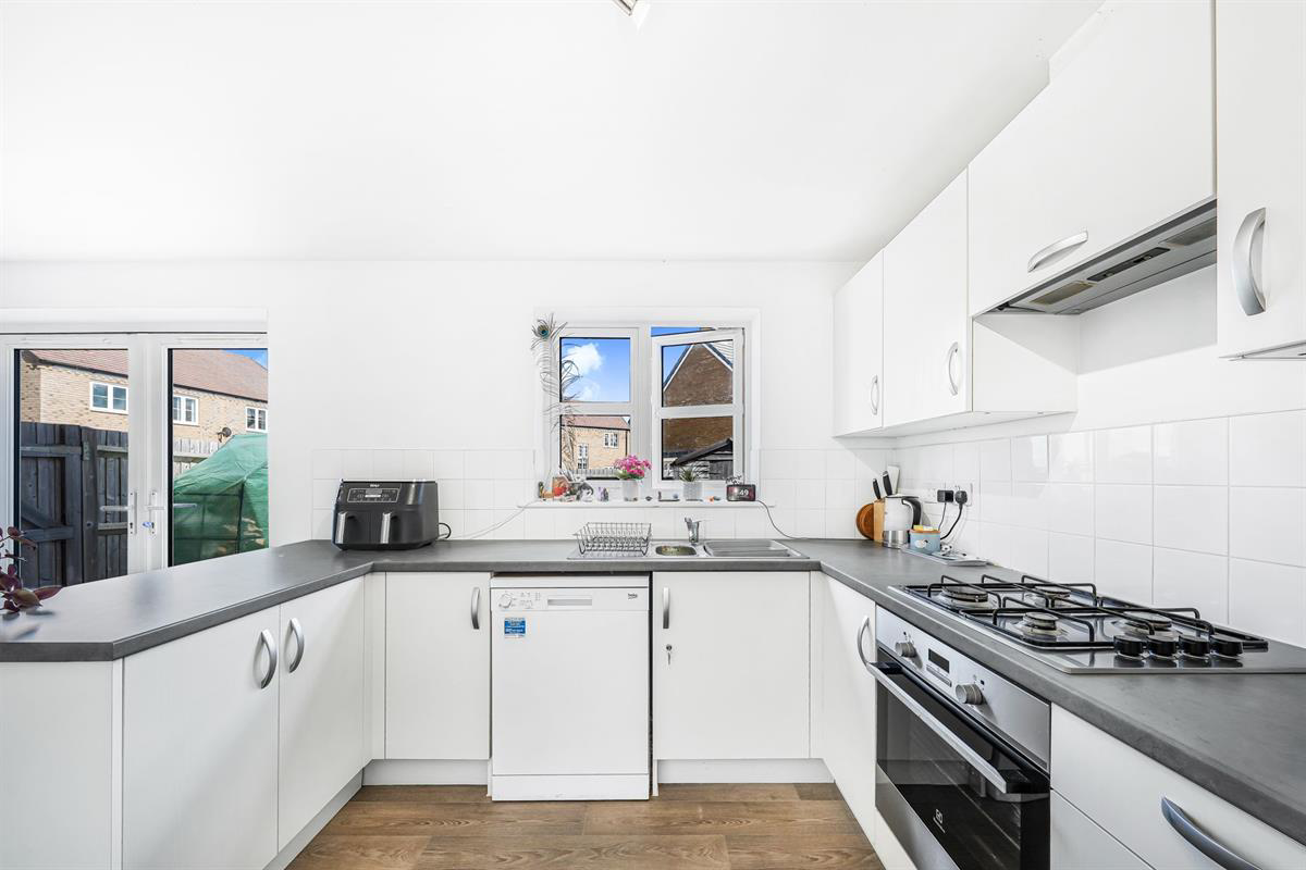 Ambrose Close, Bishop's Stortford, photo 10