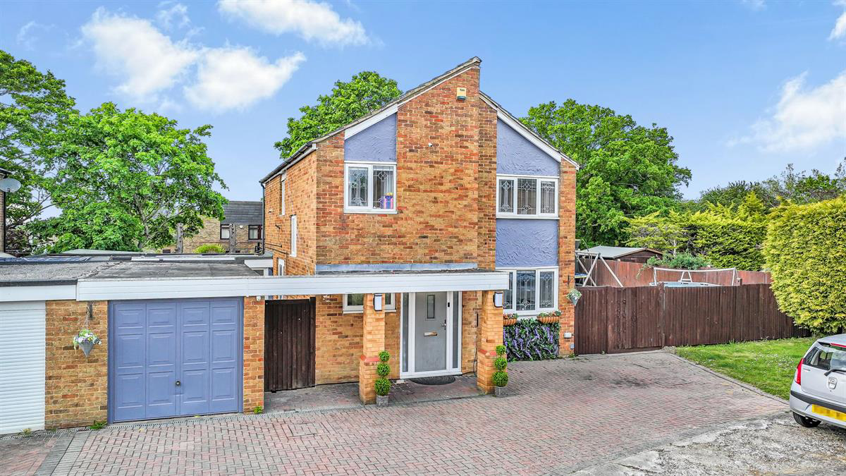 Paddock Mead, Harlow